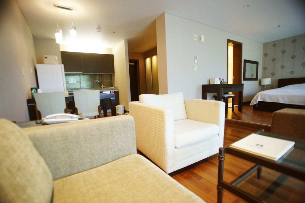 Lake Hills Jeju Resort Seogwipo Dış mekan fotoğraf