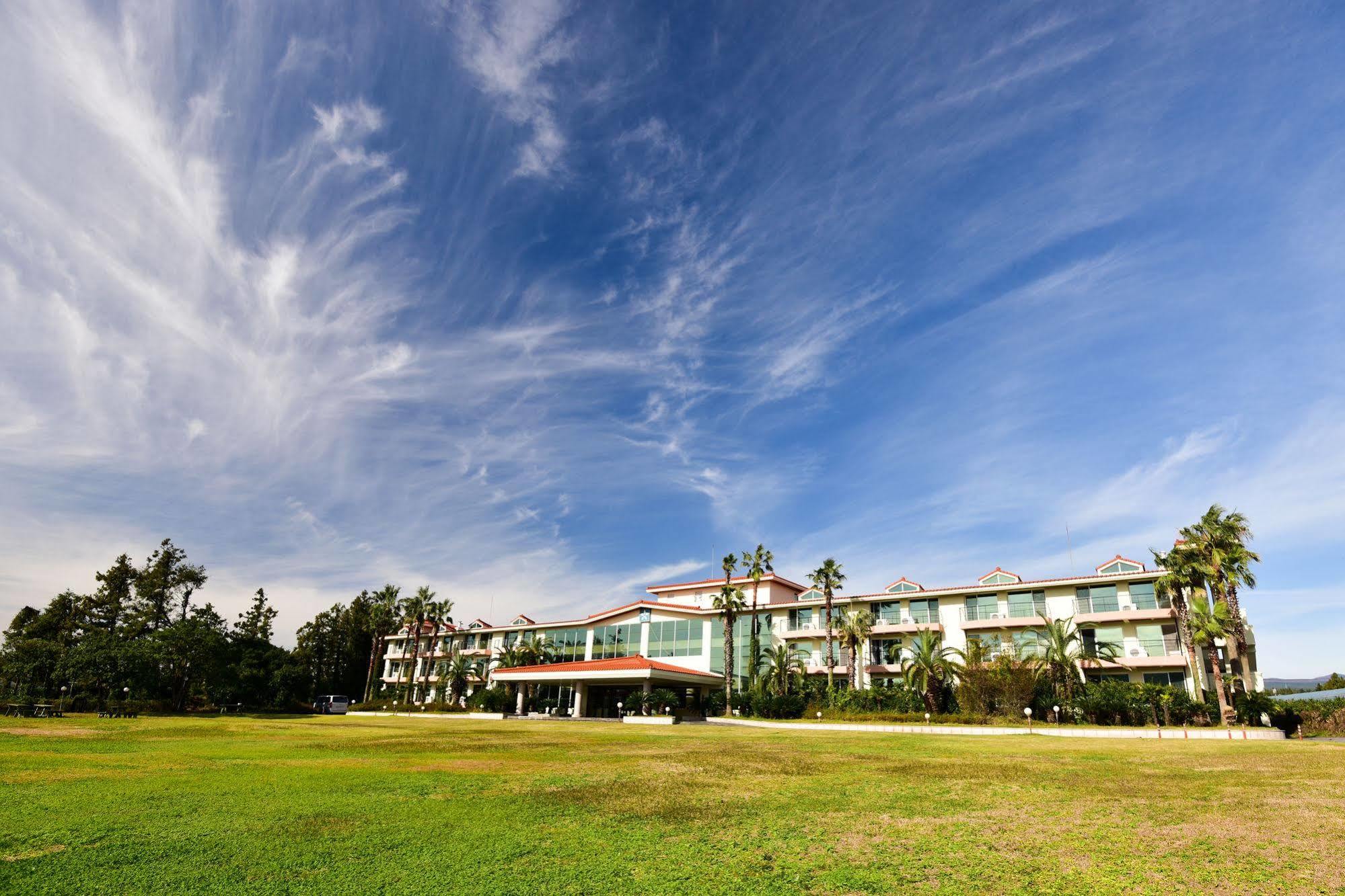 Lake Hills Jeju Resort Seogwipo Dış mekan fotoğraf